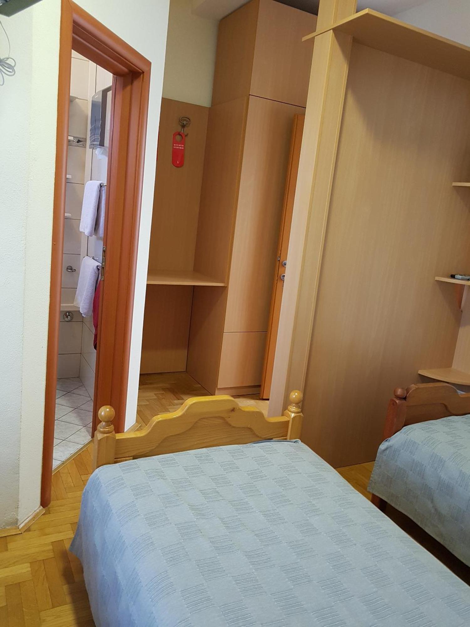 Prenociste Klas Pleternica Camera foto