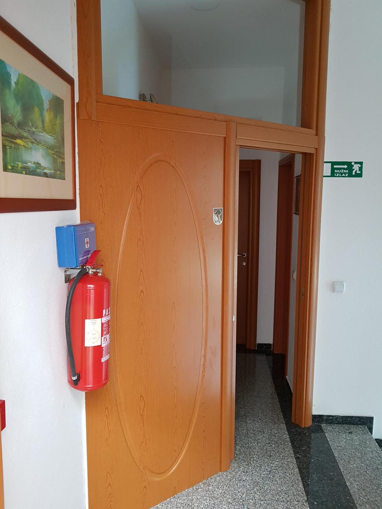 Prenociste Klas Pleternica Camera foto